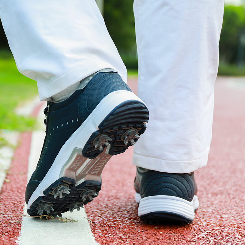 Gentleman Pro™ Spiked Golf Shoe